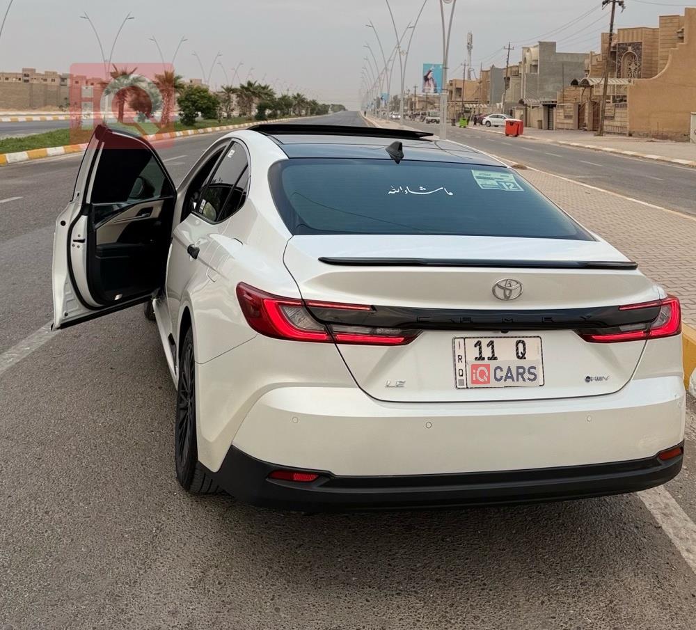 تۆیۆتا کامری